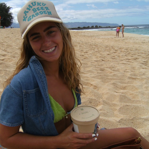 Meet your Posher, Maddy! - Picture 2 of 2